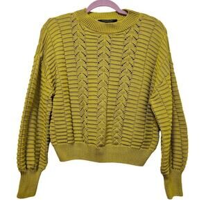 Andrew Marc 3d textured knit "M" mustard green sweater. Sturdy. Bell sleeve.